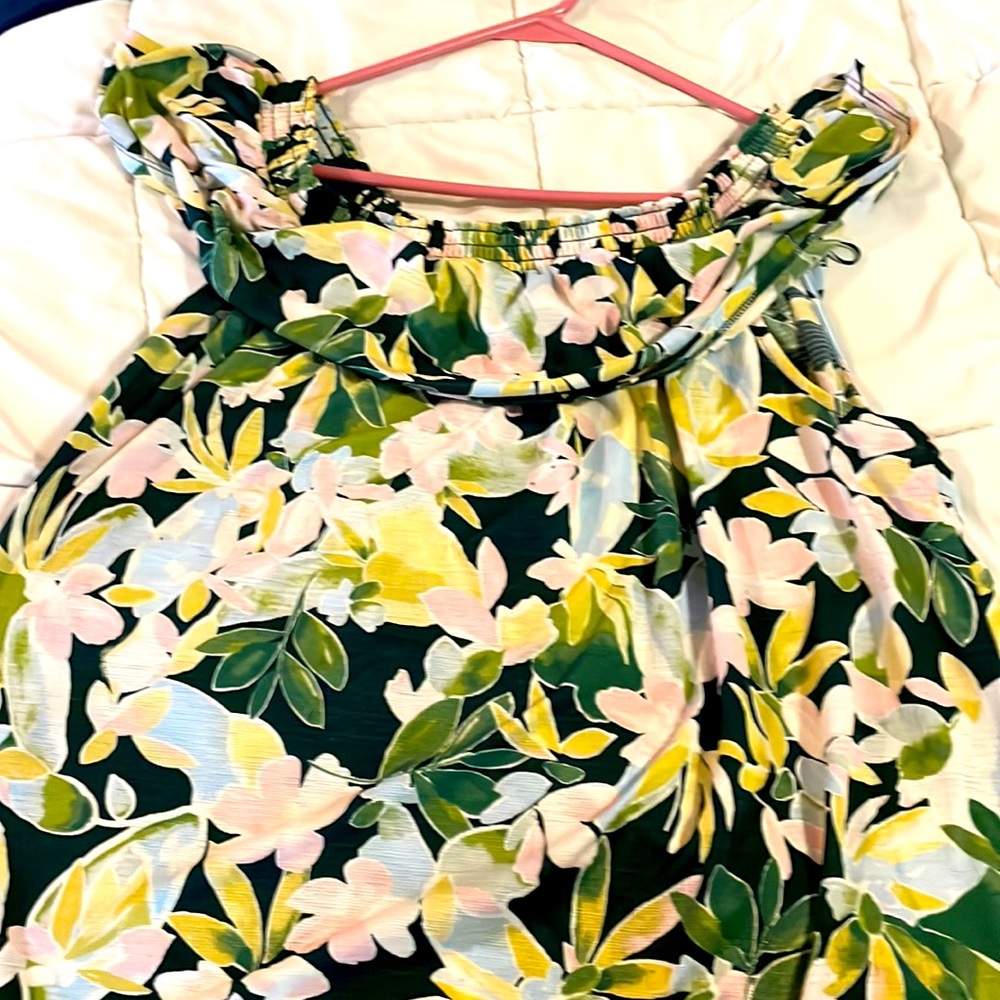 2 great condition shirts Lauren Conrad and Saint Johns bay